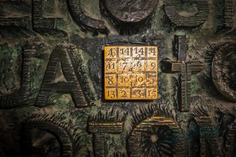 La Fa ade De La Passion De La Sagrada Familia Barcelone