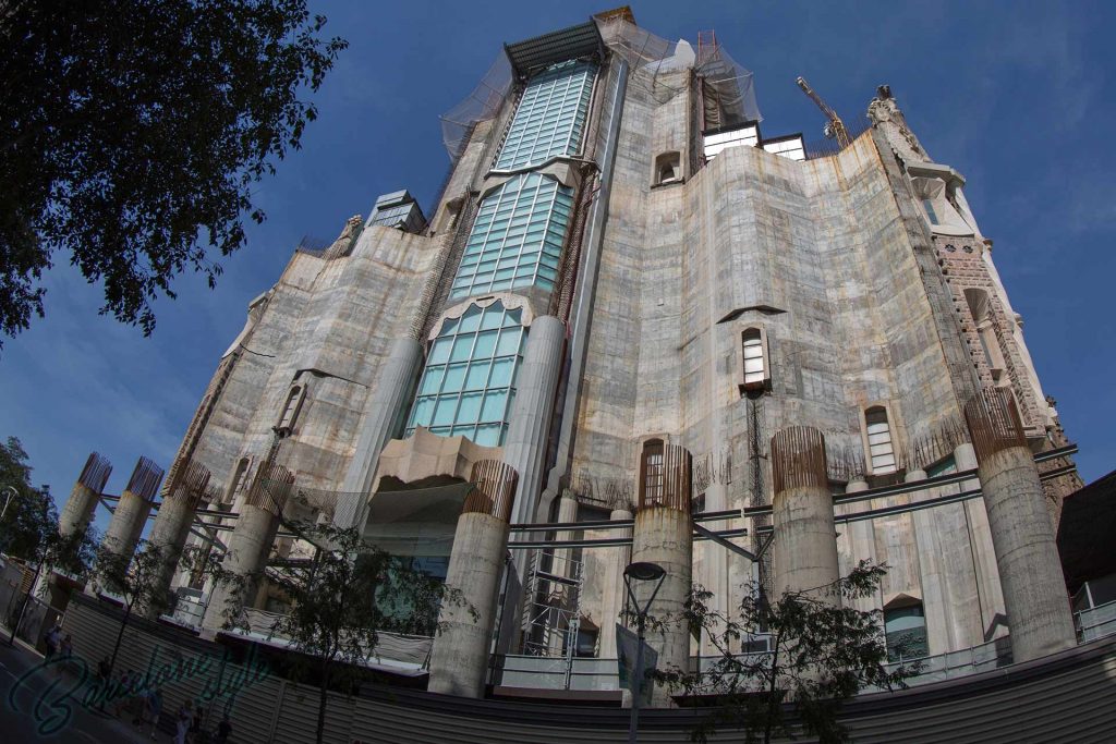 La façade de la Gloire de la Sagrada Barcelone — free download